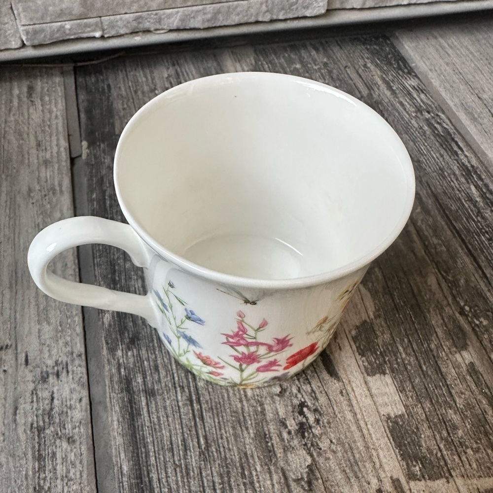 Flora coffee/tea cup - Picture 7 of 9
